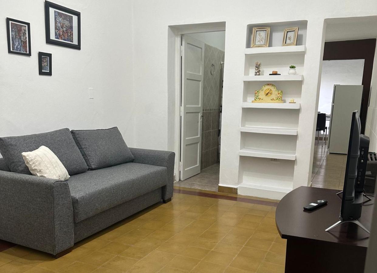 Amplios Departamentos Pasaje Tucuman Apartment Alta Gracia